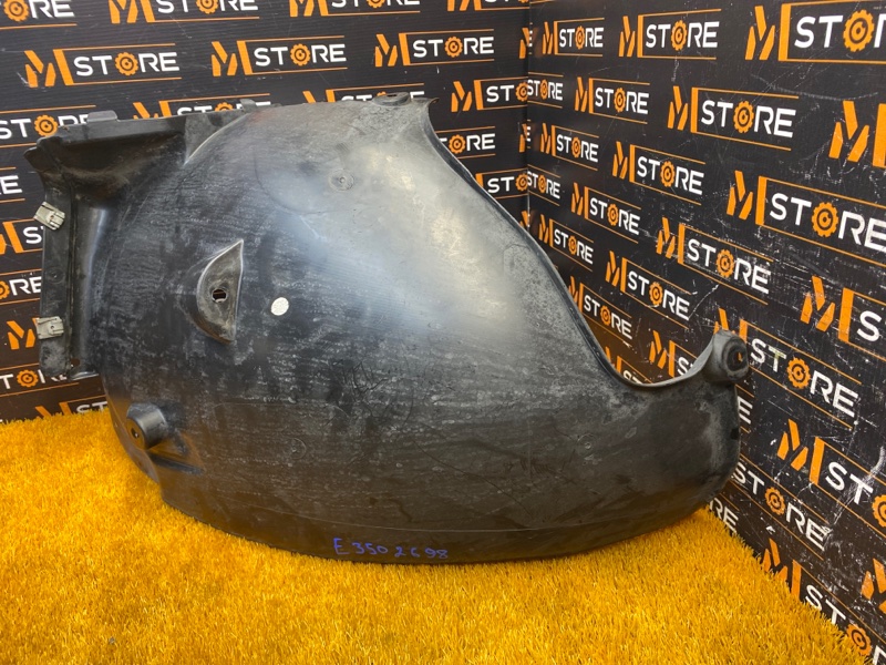 подкрылок, 600 рублей, Красноярск