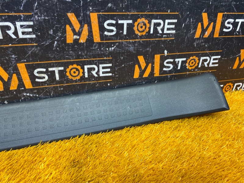 Накладка на порог салона, 400 рублей, Красноярск