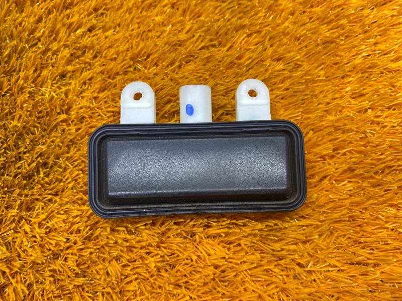 ручка багажника, 500 рублей, Красноярск