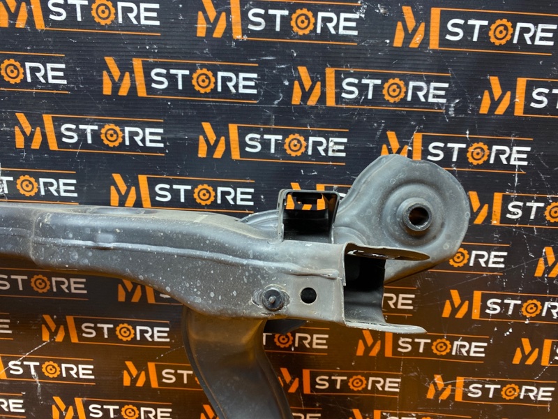 Балка поперечная (подрамник), 3800 рублей, Красноярск