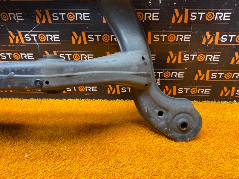 Балка поперечная (подрамник), 3800 рублей, Красноярск