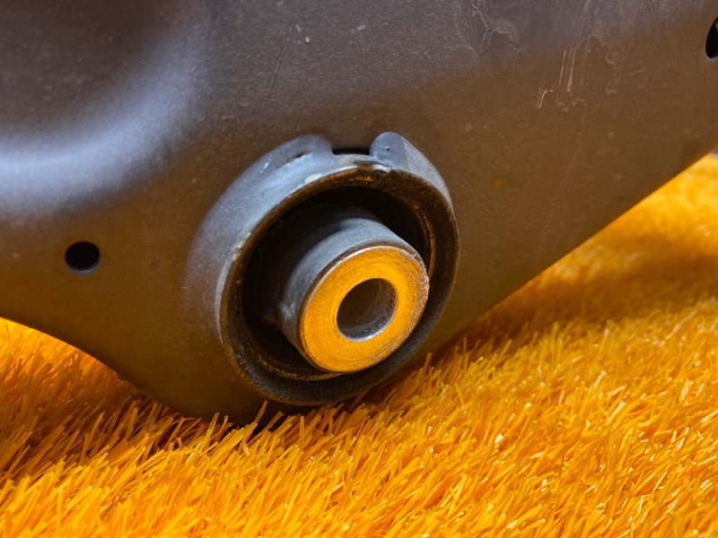 Балка поперечная (подрамник), 3800 рублей, Красноярск