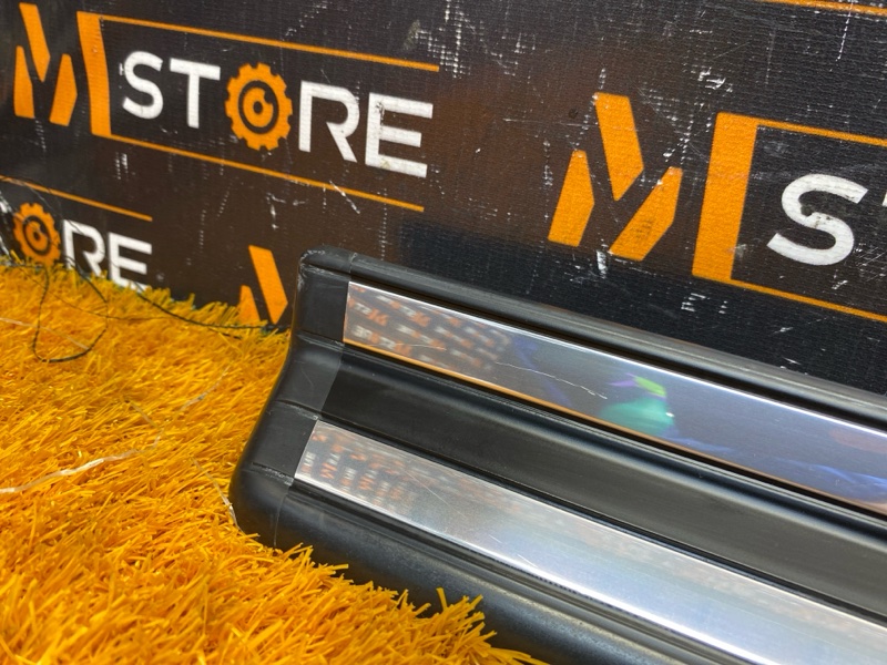 Накладка на порог салона, 380 рублей, Красноярск