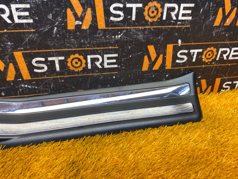 Накладка на порог салона, 340 рублей, Красноярск