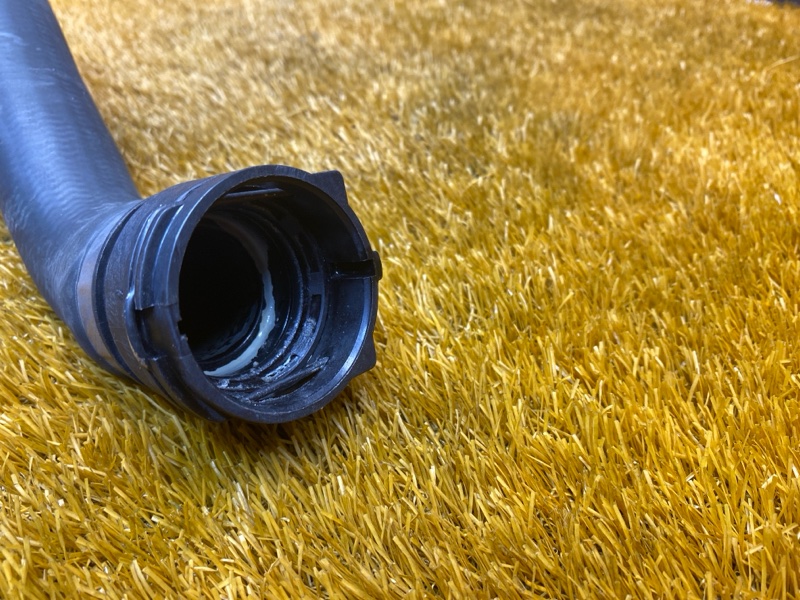 Патрубок радиатора нижний, 1500 рублей, Красноярск