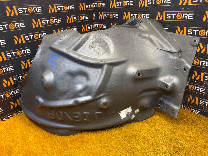 подкрылок, 1500 рублей, Красноярск