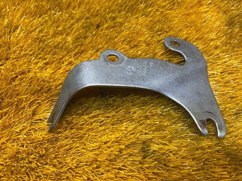 Кронштейн катализатора, 230 рублей, Красноярск