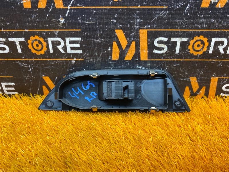 кнопка стеклоподъемника, 300 рублей, Красноярск