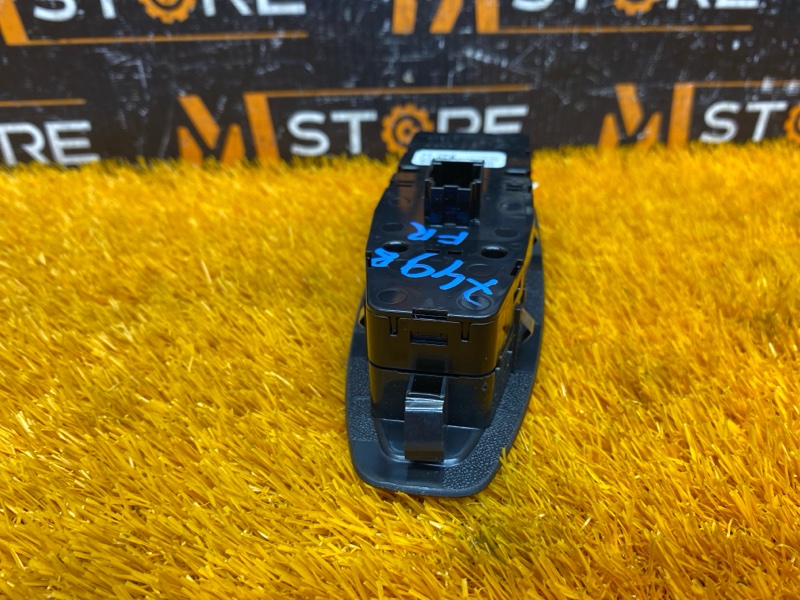 Блок управления стеклоподъемниками, 1000 рублей, Красноярск