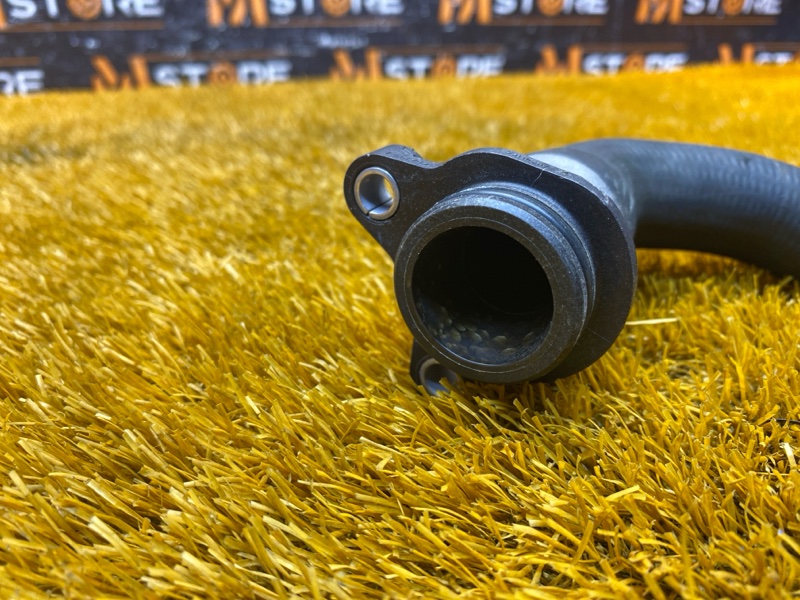 Патрубок системы охлаждения, 1000 рублей, Красноярск