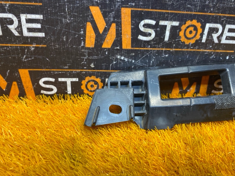 крепление бампера, 500 рублей, Красноярск