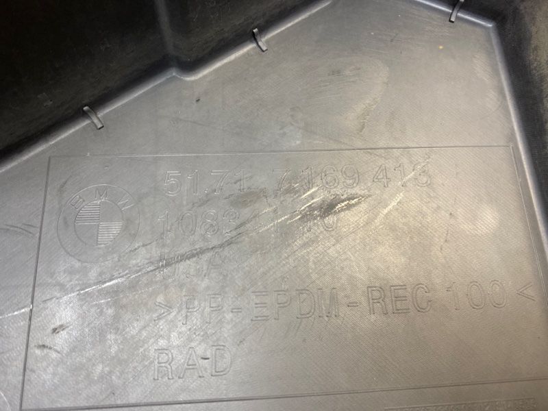 подкрылок, 900 рублей, Красноярск