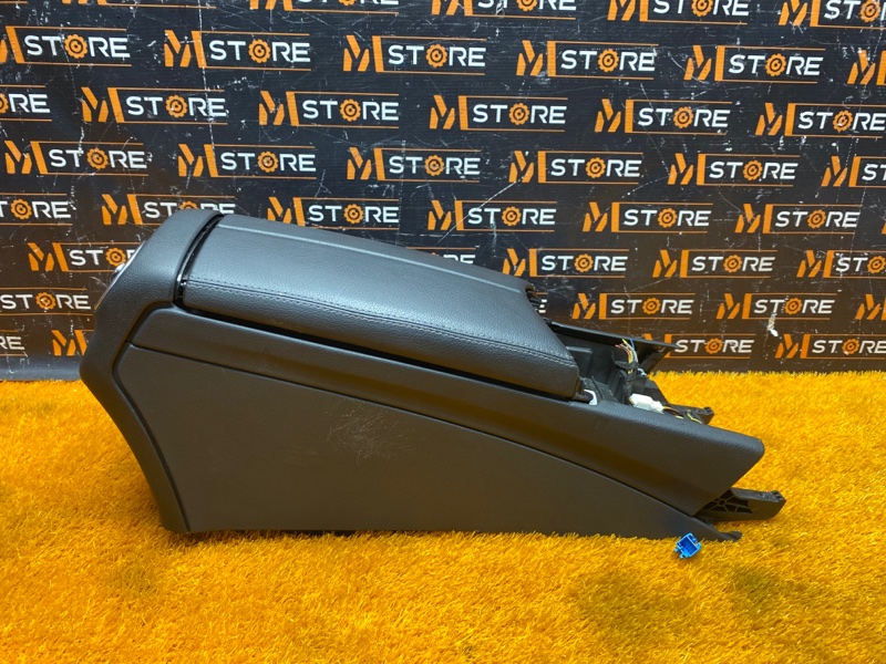 подлокотник, 5000 рублей, Красноярск