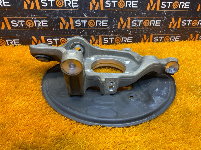 кулак поворотный, 2000 рублей, Красноярск