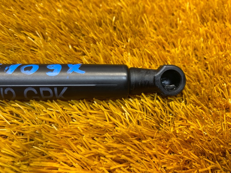 Амортизатор пола багажника, 900 рублей, Красноярск