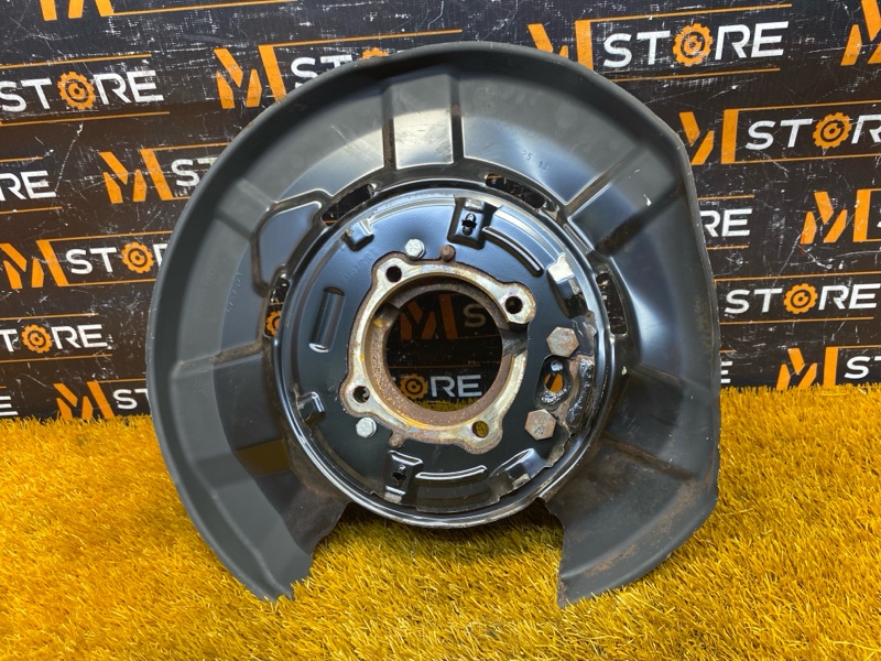 кулак поворотный, 1700 рублей, Красноярск