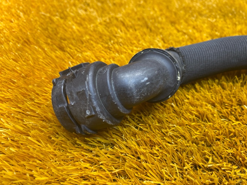 Патрубок системы охлаждения, 200 рублей, Красноярск