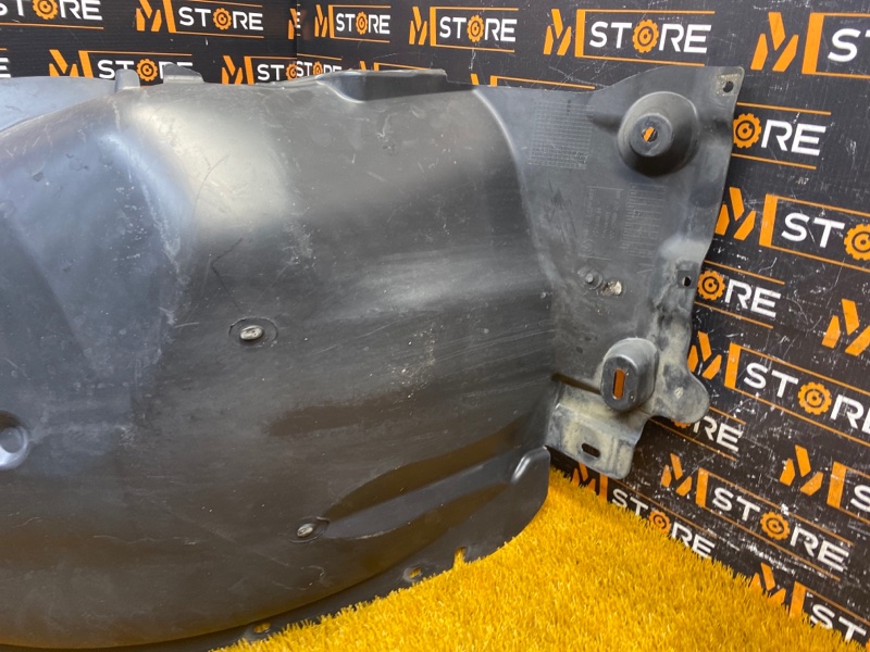 подкрылок, 1000 рублей, Красноярск