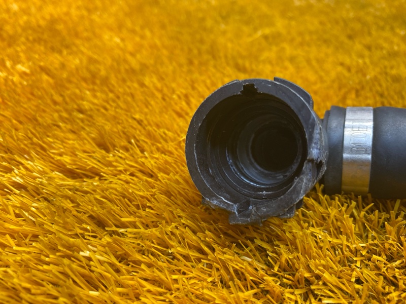 Патрубок системы охлаждения, 200 рублей, Красноярск