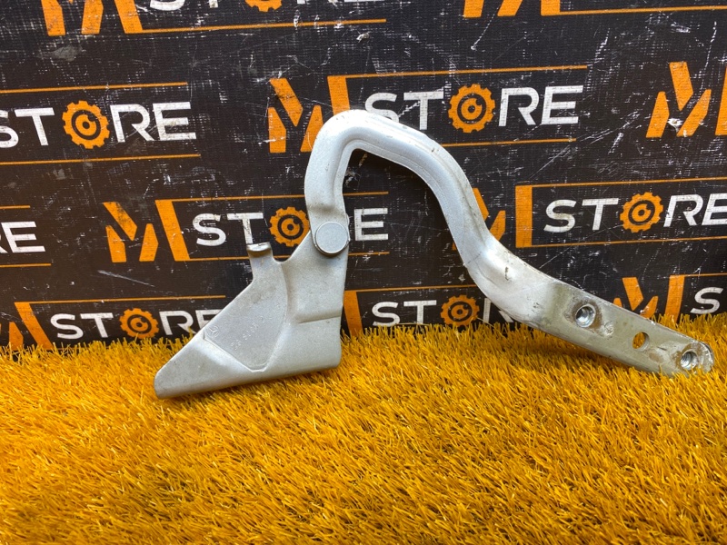 петля капота, 1350 рублей, Красноярск