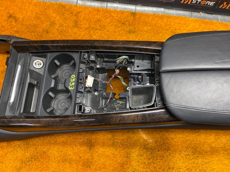 подлокотник, 5000 рублей, Красноярск