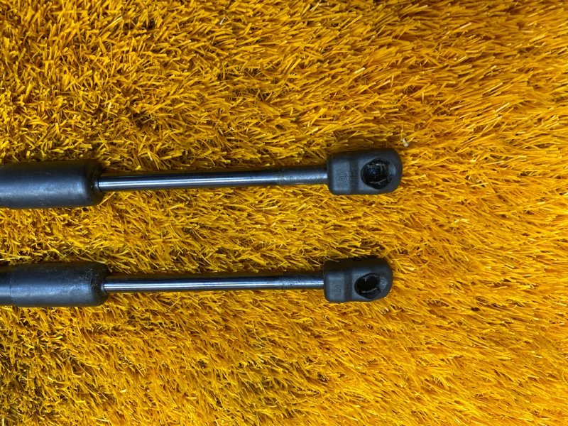 амортизатор капота, 2000 рублей, Красноярск