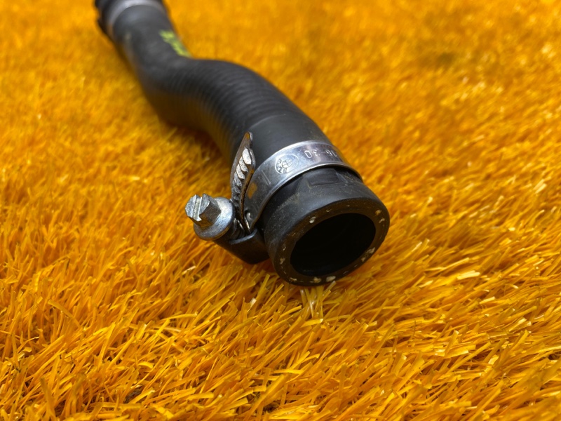 Патрубок системы охлаждения, 1000 рублей, Красноярск