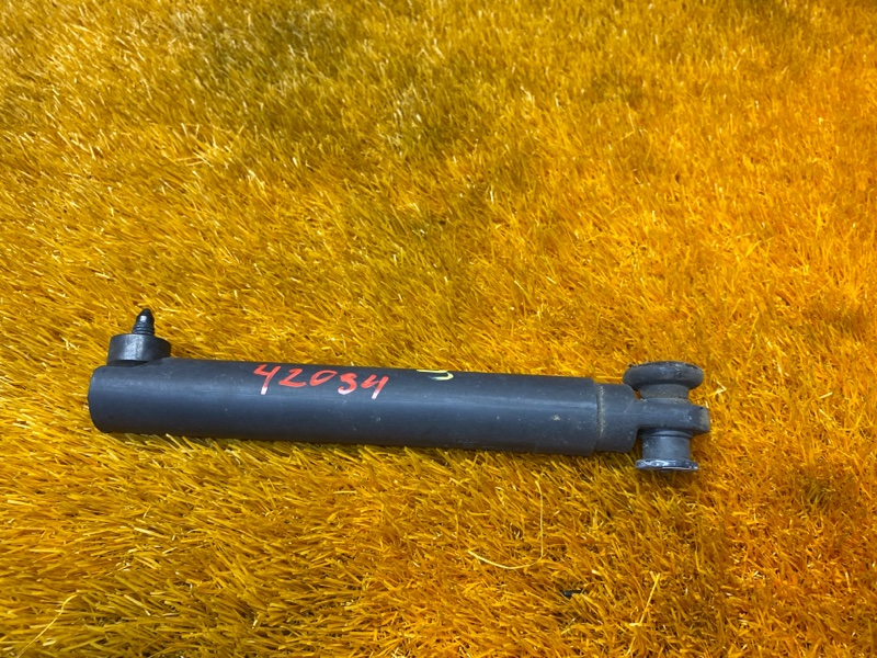 амортизатор багажника, 850 рублей, Красноярск