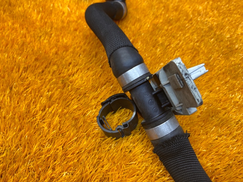 Патрубок системы охлаждения, 1500 рублей, Красноярск