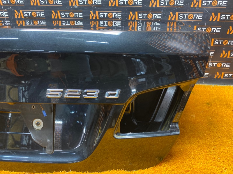 крышка багажника, 5000 рублей, Красноярск