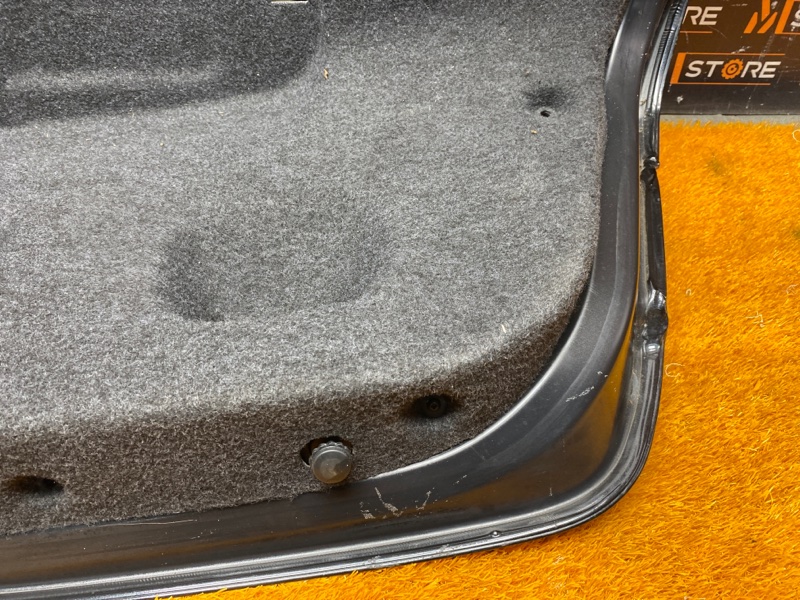 крышка багажника, 5000 рублей, Красноярск