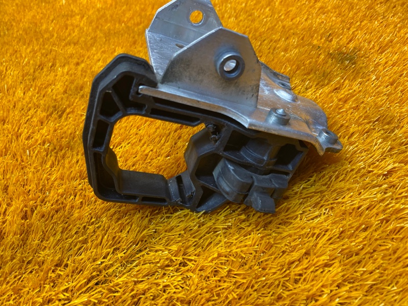 Кронштейн радиатора, 660 рублей, Красноярск