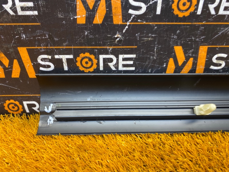 Накладка на порог салона, 260 рублей, Красноярск