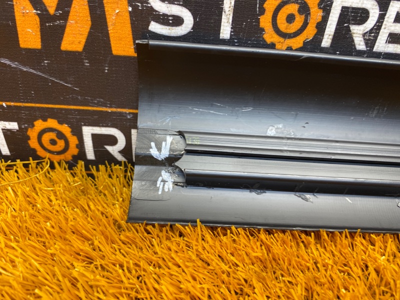 Накладка на порог салона, 260 рублей, Красноярск