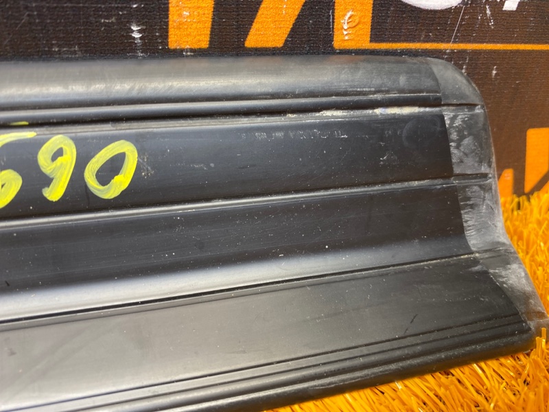 Накладка на порог салона, 360 рублей, Красноярск