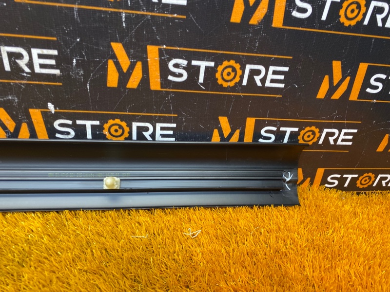 Накладка на порог салона, 260 рублей, Красноярск