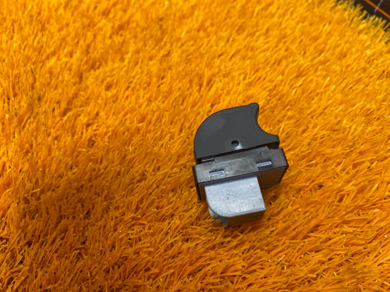 кнопка стеклоподъемника, 300 рублей, Красноярск