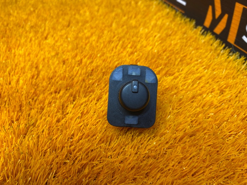 Кнопка регулировки зеркал, 300 рублей, Красноярск