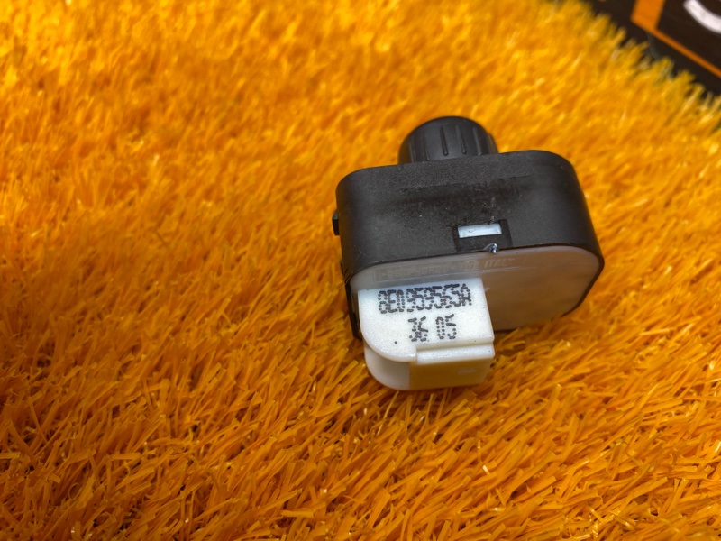 Кнопка регулировки зеркал, 300 рублей, Красноярск