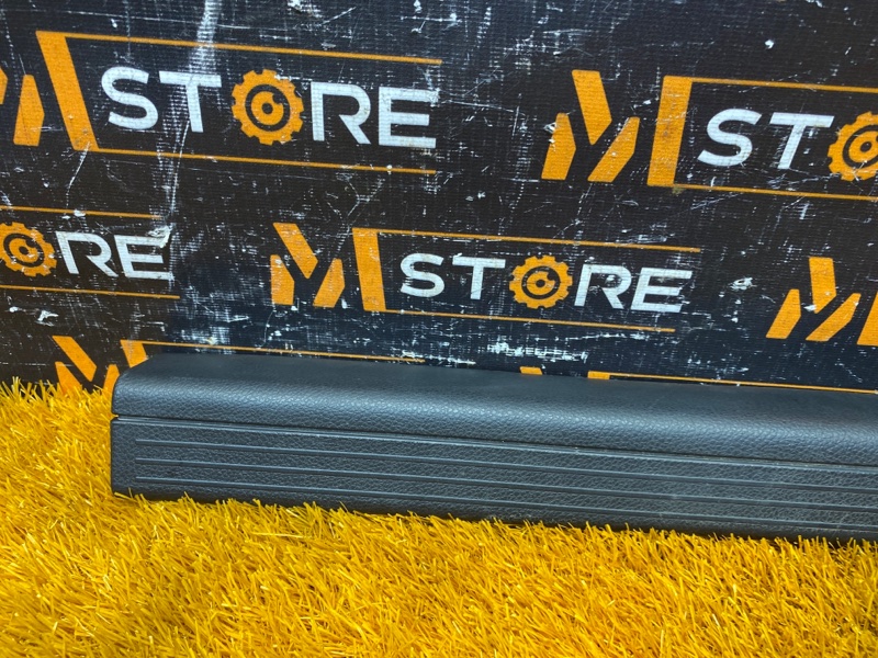 Накладка на порог салона, 300 рублей, Красноярск