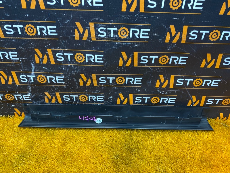 Накладка на порог салона, 300 рублей, Красноярск