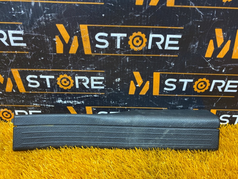 Накладка на порог салона, 300 рублей, Красноярск