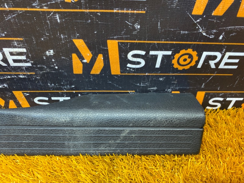 Накладка на порог салона, 300 рублей, Красноярск