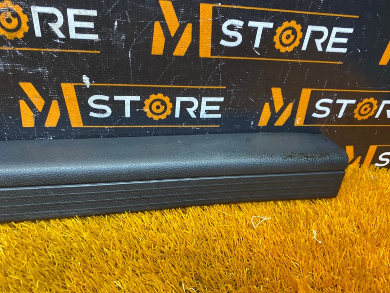 Накладка на порог салона, 300 рублей, Красноярск