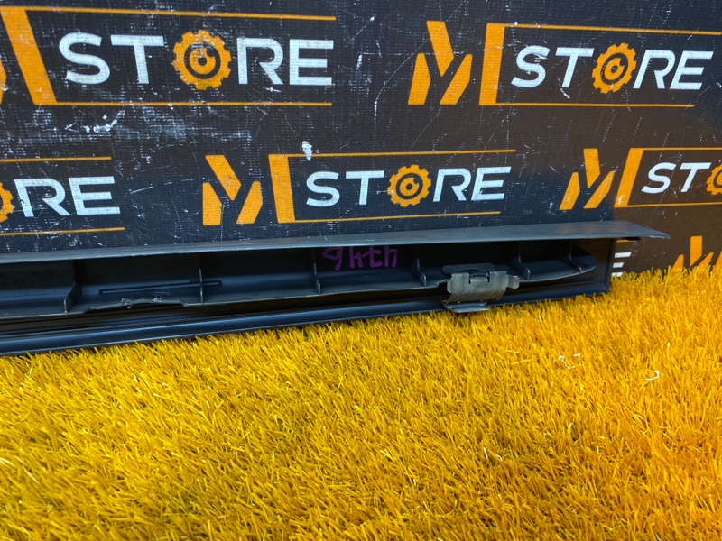 Накладка на порог салона, 300 рублей, Красноярск