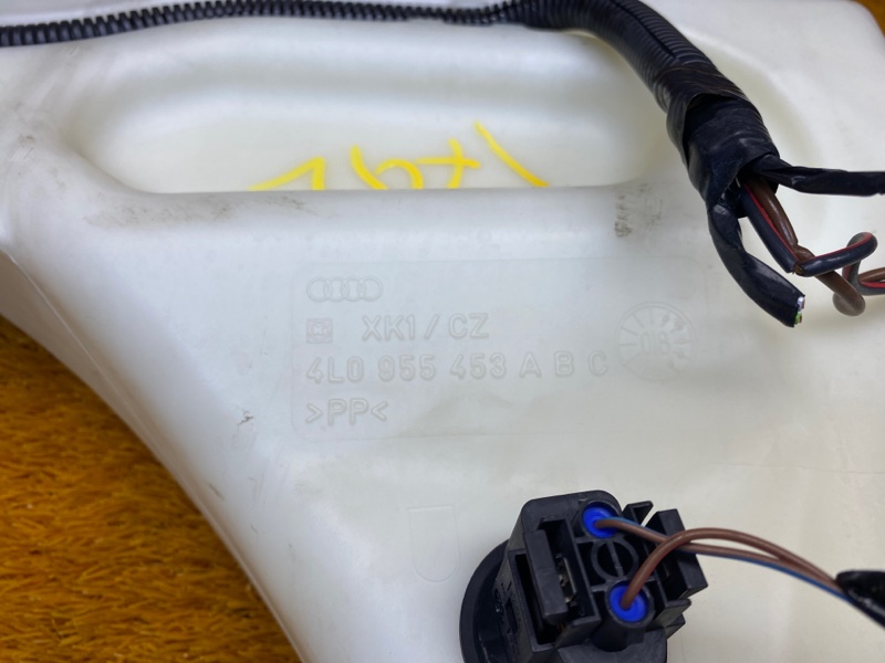 Бачок омывателя, 1000 рублей, Красноярск