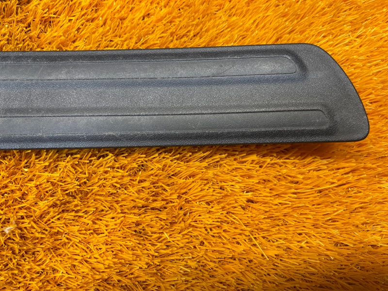 Накладка на порог салона, 400 рублей, Красноярск