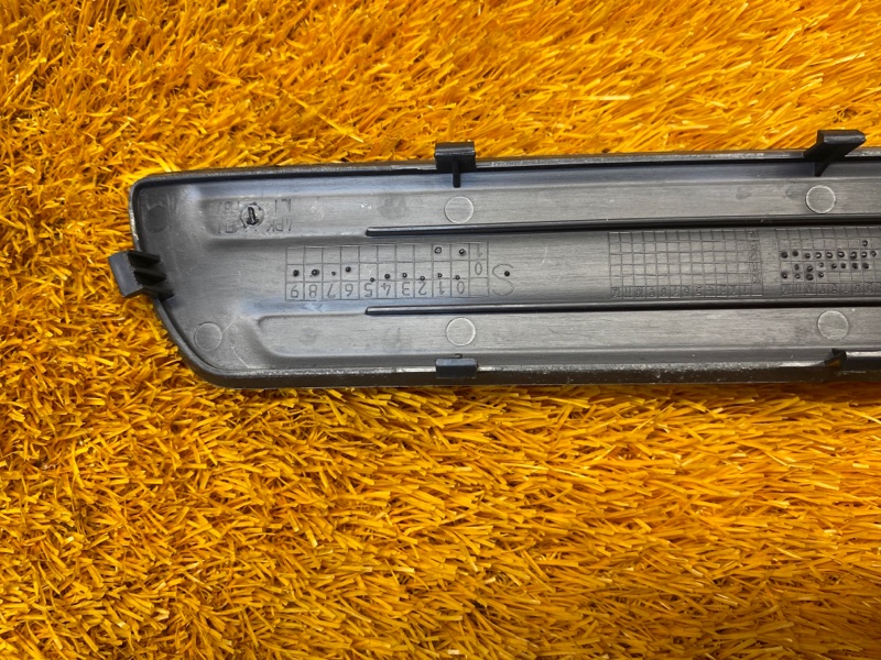 Накладка на порог салона, 400 рублей, Красноярск