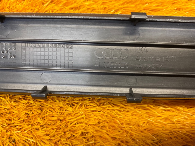 Накладка на порог салона, 400 рублей, Красноярск