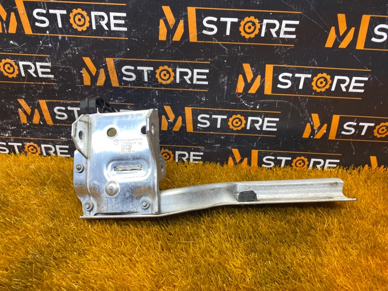 Кронштейн радиатора, 1480 рублей, Красноярск